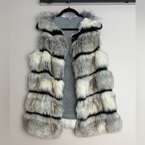 CALYPSO ST BARTH - Women's Faux Fur Vest in Gray and White, sz M